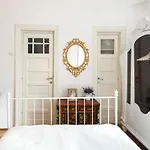 In Style: 1br With Vintage Touches And Balcony 부쿠레슈티